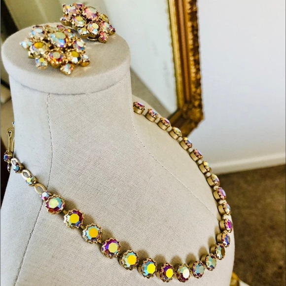 Beautiful deco vintage Aurora borealis crystal Demi Parure set - Picture 3 of 14
